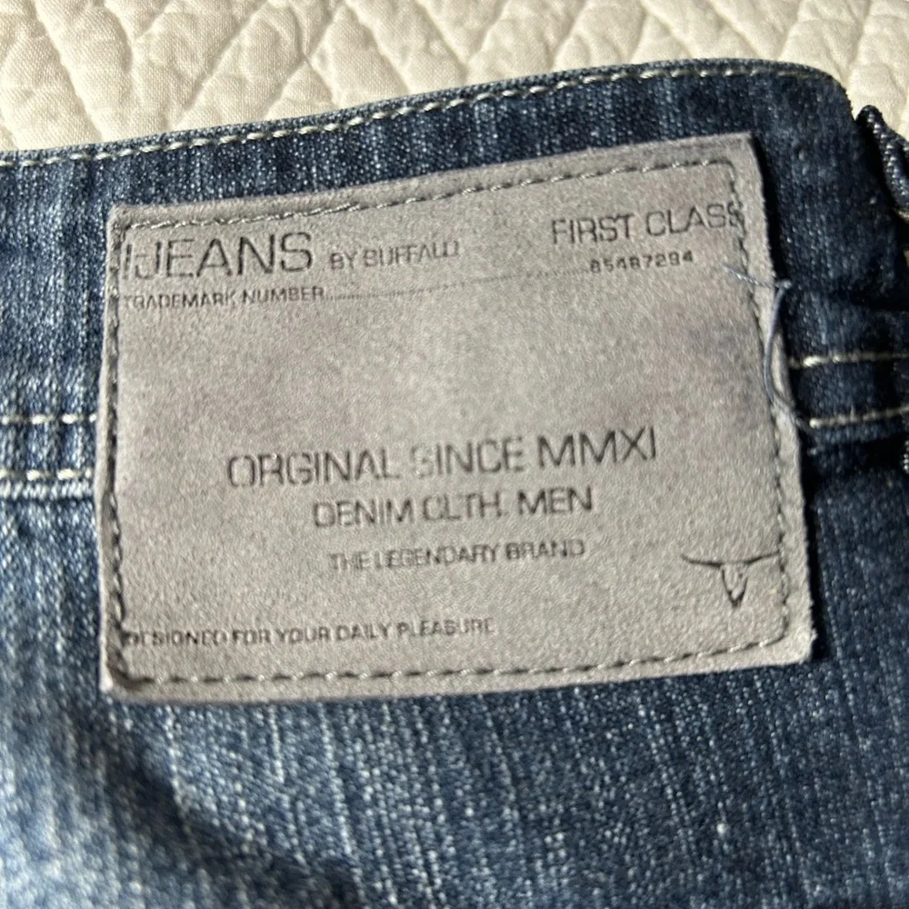 Buffalo men’s size‎ 38 denim, jean shorts, Spenser, Slim original